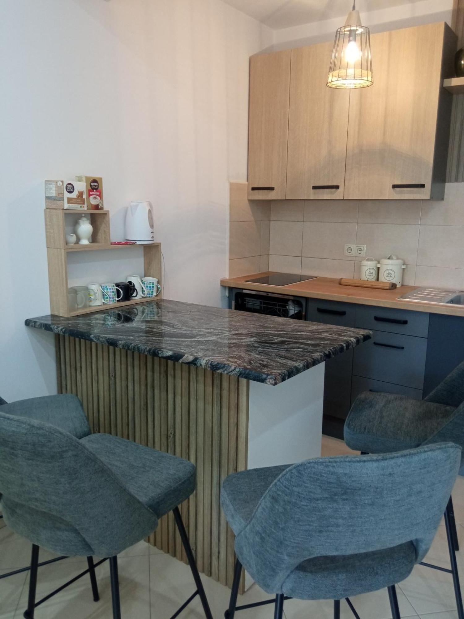 Apartments Tomic Водице Екстер'єр фото
